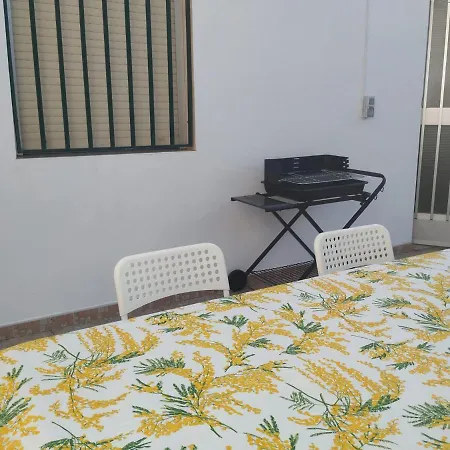 La Casita Del Pueblo